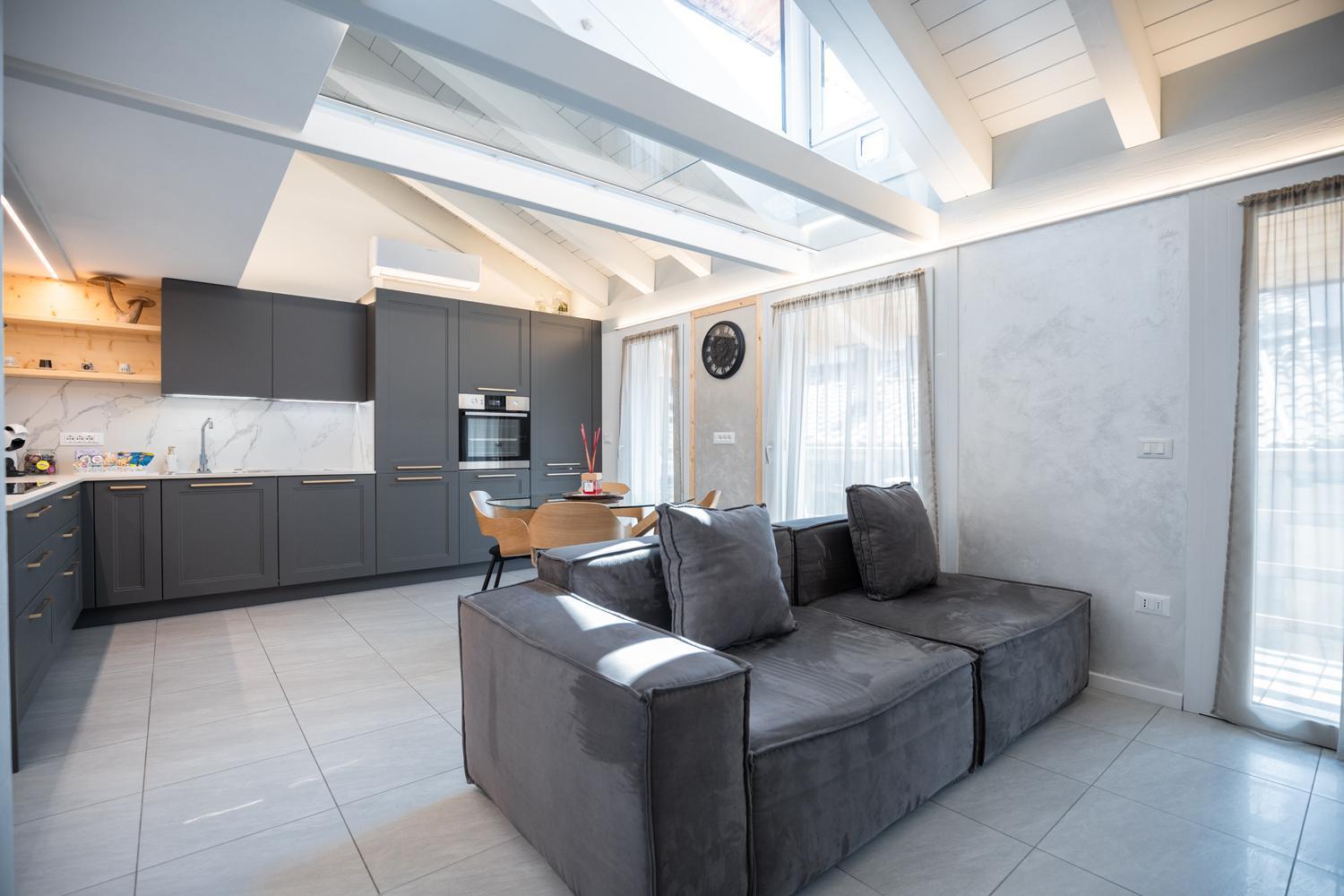 Es Rooms And Apartments Torbole Sul Garda Exterior photo